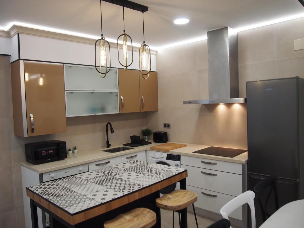 Apartamento Isaac Junto A La Muralla Romana Apartment Lugo Luaran gambar